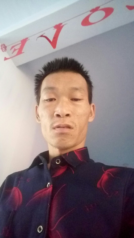 向阳的第一张照片--成都相亲服务中心
