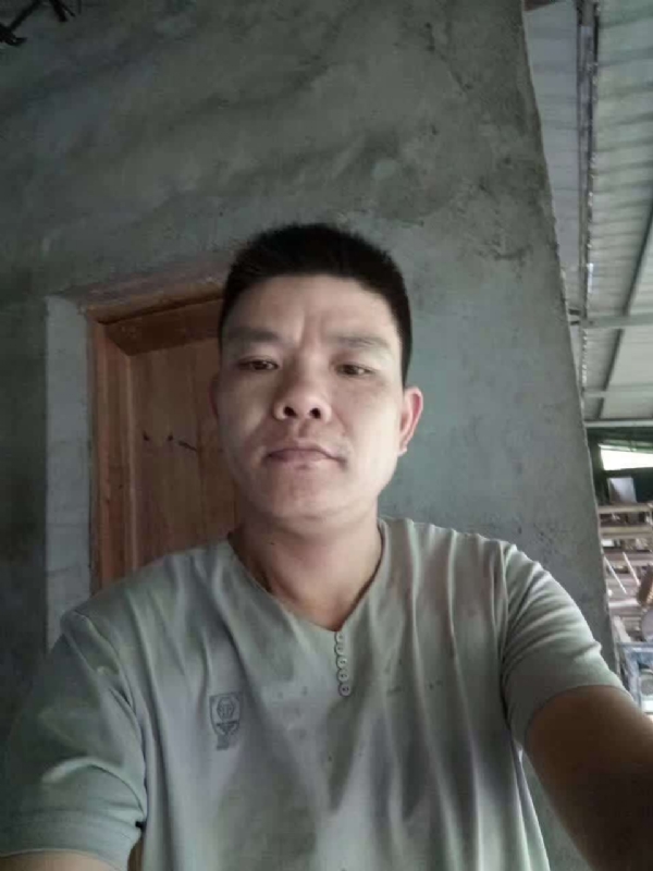 寻找幸福的第一张照片--成都相亲服务中心