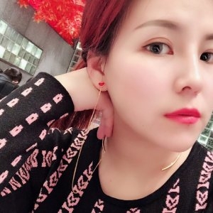 薇薇的第一张照片--成都相亲服务中心
