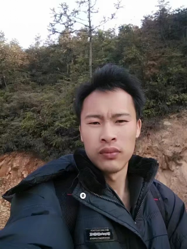 高富帅的第一张照片--成都相亲服务中心