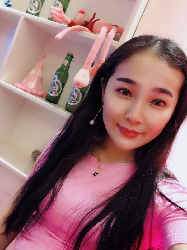 李雨菲的第一张照片--成都相亲服务中心