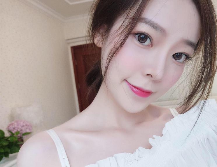 美伊i的第一张照片--成都相亲服务中心