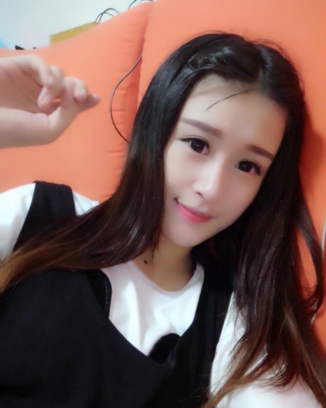 花开的季节的第一张照片--成都相亲服务中心
