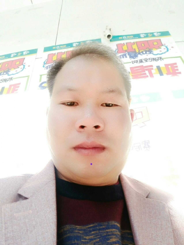 左手牵右手的第一张照片--成都相亲服务中心
