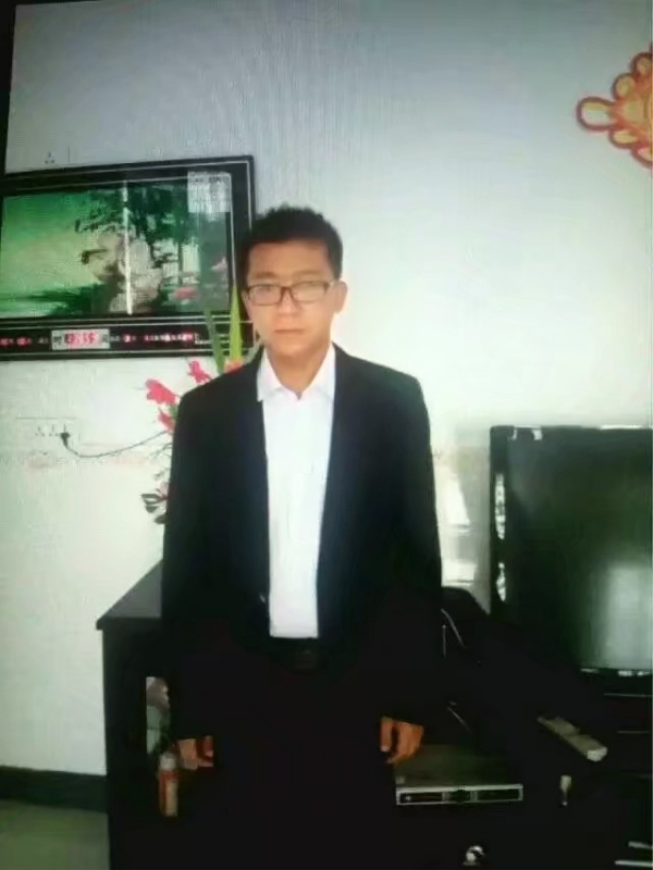 依然疼痛的第一张照片--成都相亲服务中心