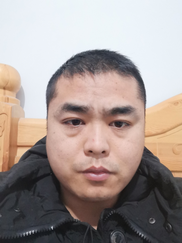 真诚的第一张照片--成都相亲服务中心