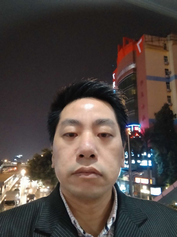 寻找真爱的第一张照片--成都相亲服务中心
