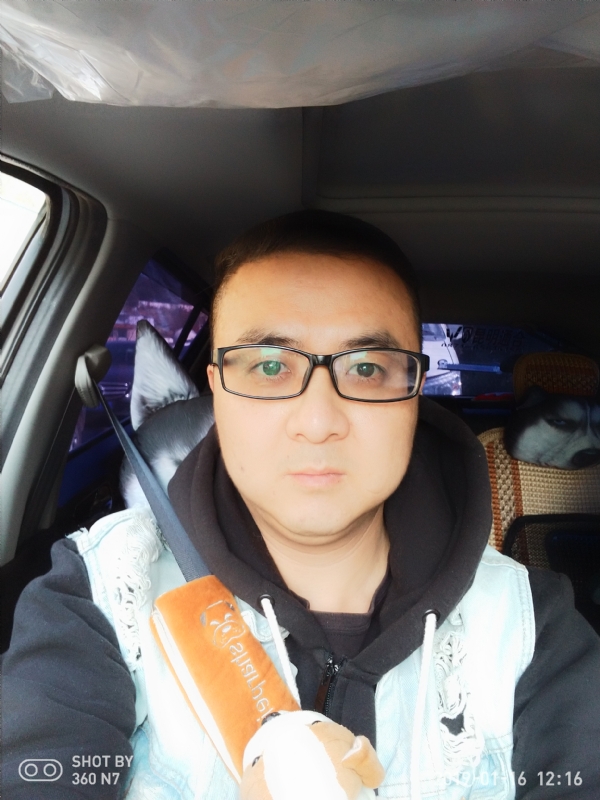 香烟最懂男人心的第一张照片--成都相亲服务中心