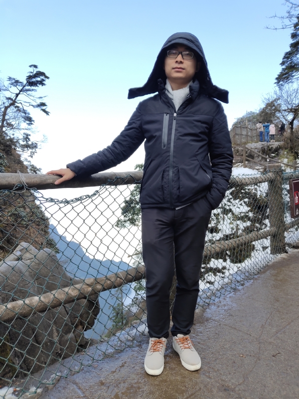 记录的地平线的第一张照片--成都相亲服务中心