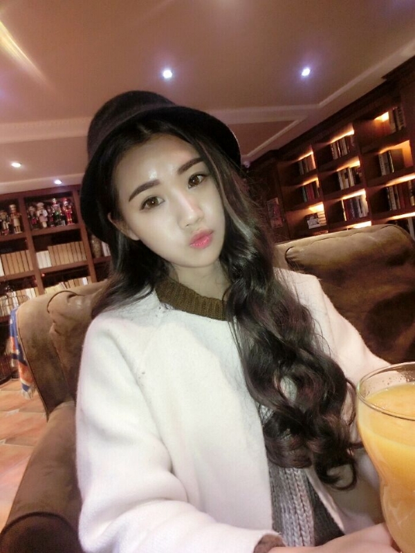 气质小妹的第三张照片--成都相亲服务中心