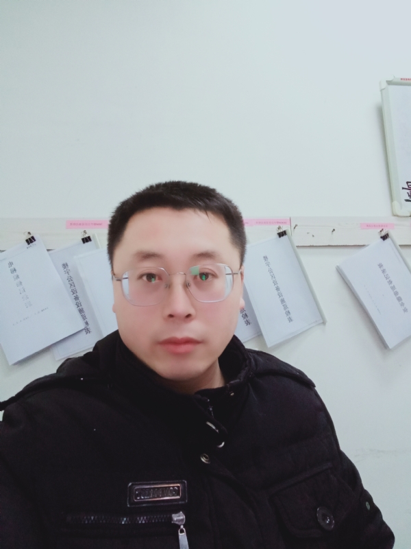 一头猪的第一张照片--成都相亲服务中心