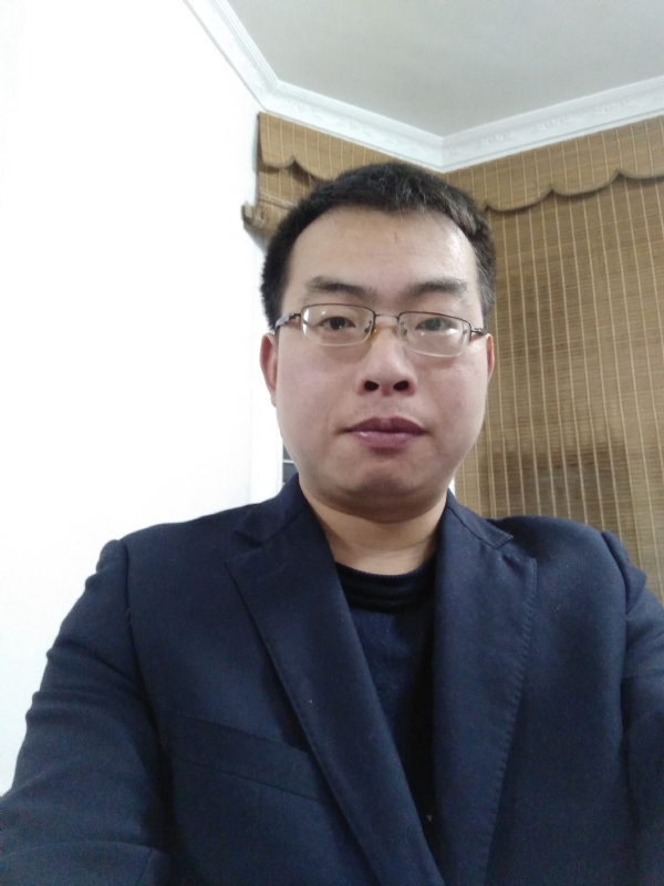 简单爱的第一张照片--成都相亲服务中心