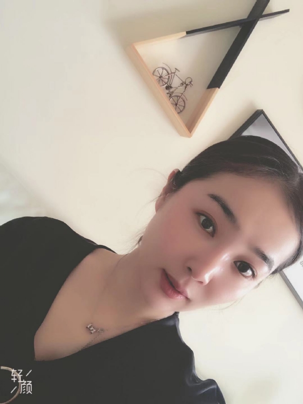 相拥未来的第三张照片--成都相亲服务中心