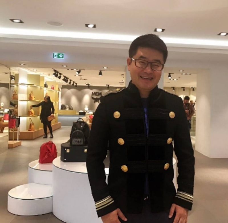 大千世界的第一张照片--成都相亲服务中心