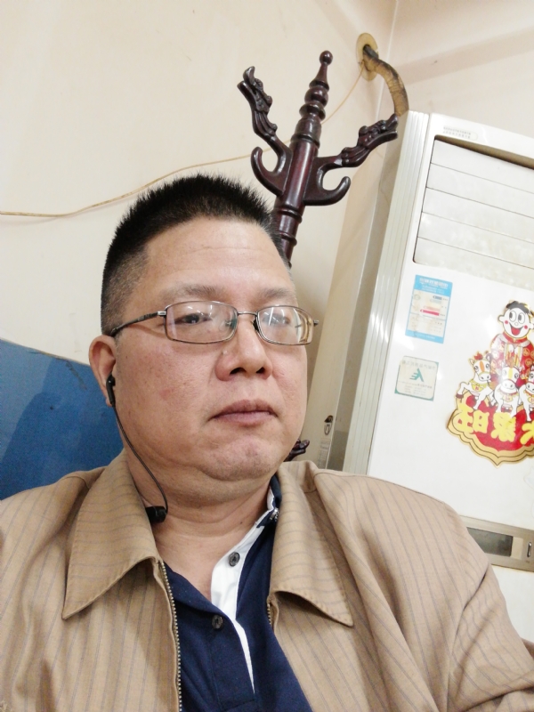 一个人的第一张照片--成都相亲服务中心