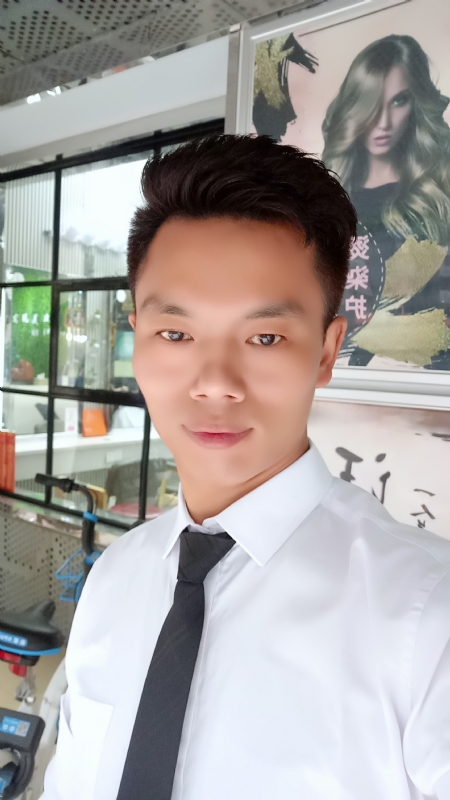 阳光男士的第一张照片--成都相亲服务中心