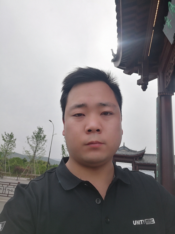 微笑的第一张照片--成都相亲服务中心