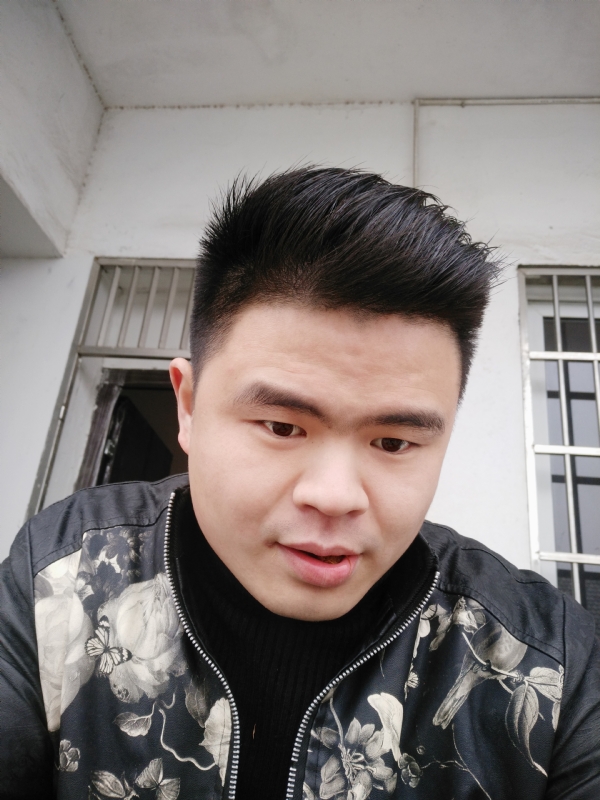 随遇而安的第一张照片--成都相亲服务中心