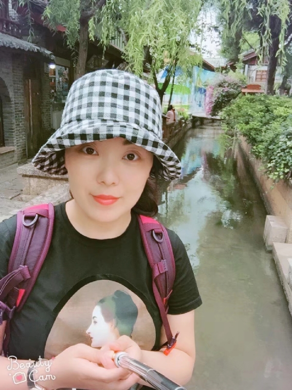 乐妞的第三张照片--成都相亲服务中心