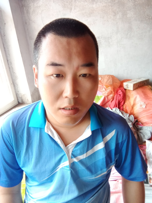 灰太狼的第一张照片--成都相亲服务中心