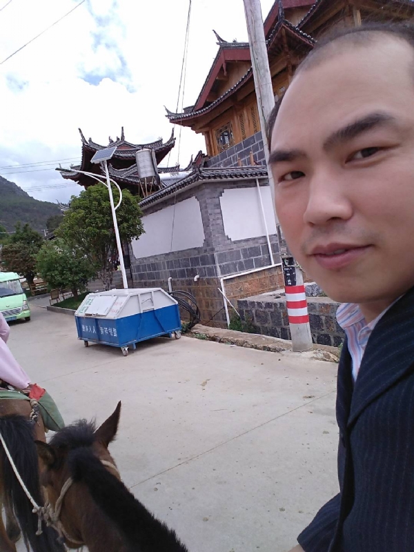 当代军人的第一张照片--成都相亲服务中心