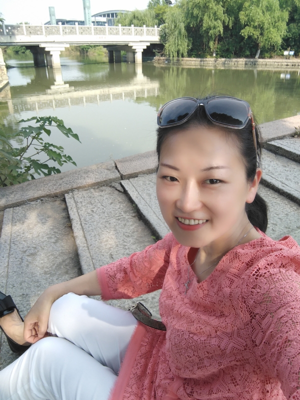 渴慕的第一张照片--成都相亲服务中心