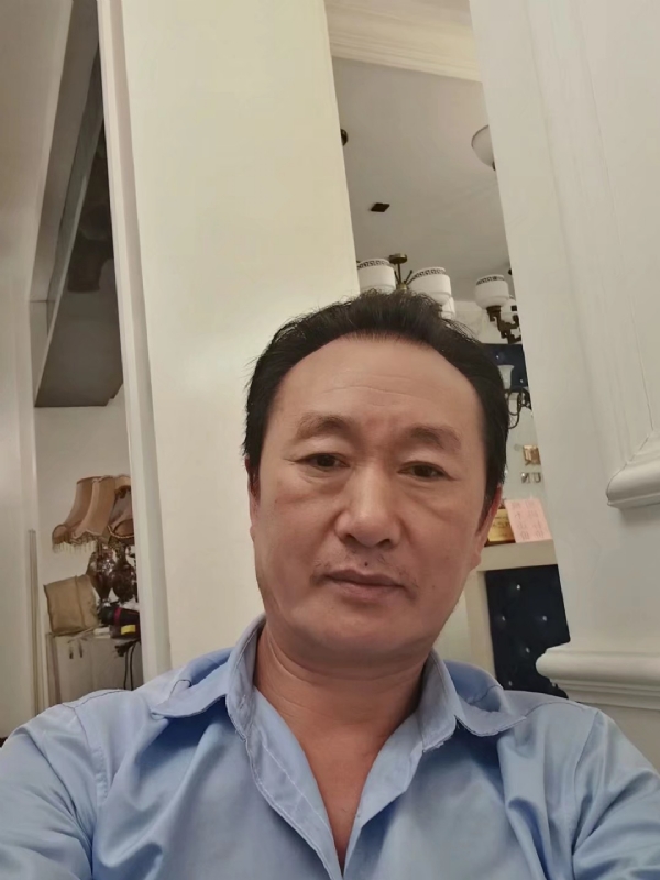 青松的第一张照片--成都相亲服务中心