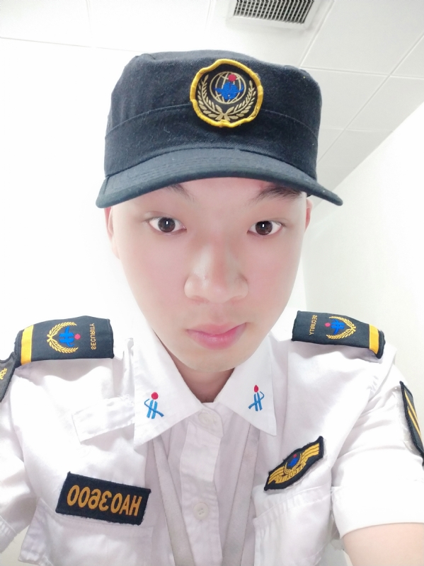 龙龙的第一张照片--成都相亲服务中心
