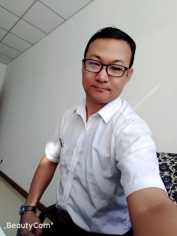 小飞的第一张照片--成都相亲服务中心