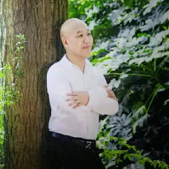 郑鑫牵手的第一张照片--成都相亲服务中心