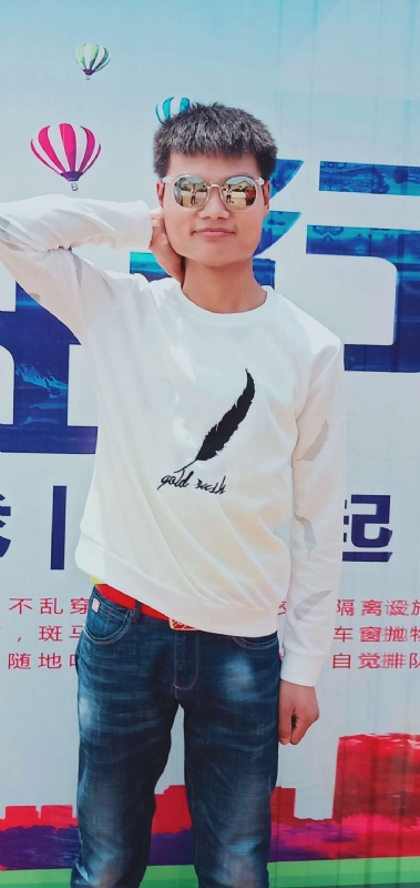 天龙～育歉的第一张照片--成都相亲服务中心