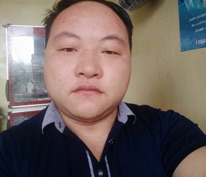 文殊的第一张照片--成都相亲服务中心