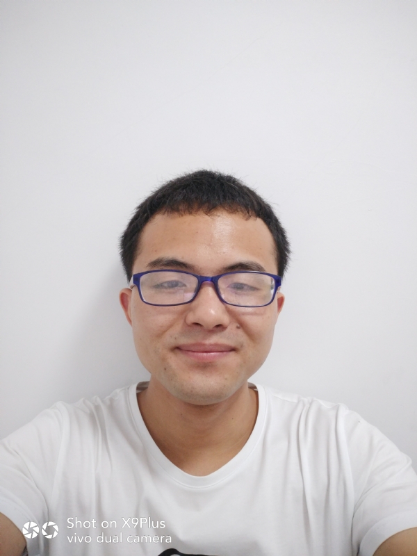林言的第一张照片--成都相亲服务中心