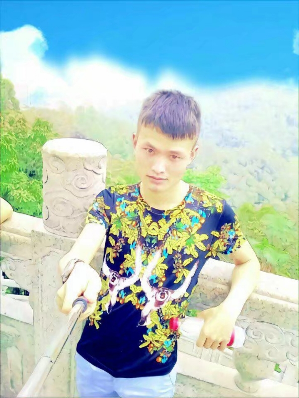 孤独王者元首的第一张照片--成都相亲服务中心