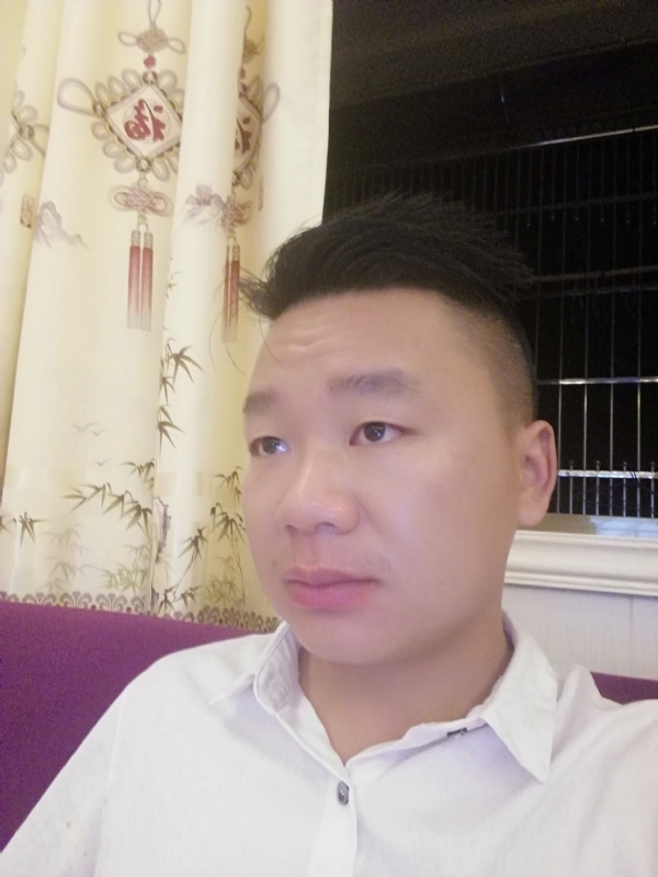 王梓林的第一张照片--成都相亲服务中心