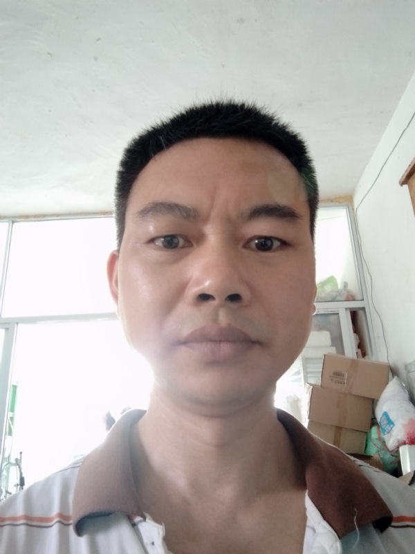 平凡一生的第一张照片--成都相亲服务中心