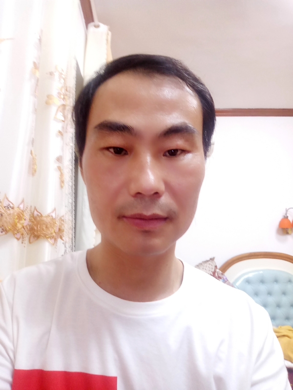光明的第一张照片--成都相亲服务中心