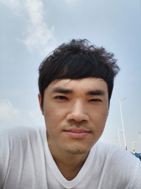 老实人的第一张照片--成都相亲服务中心