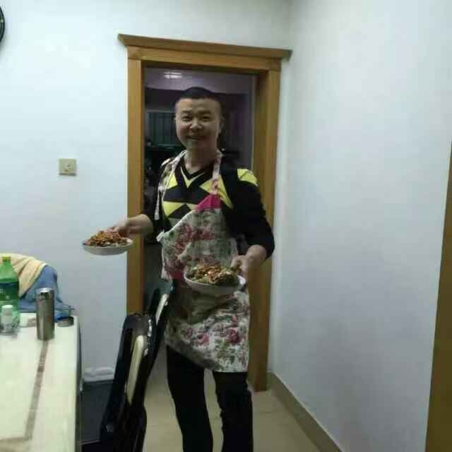 九个太阳的第一张照片--成都相亲服务中心