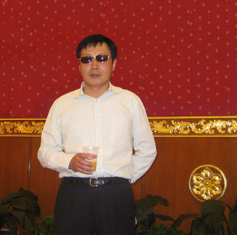 威胜的第二张照片--成都相亲服务中心