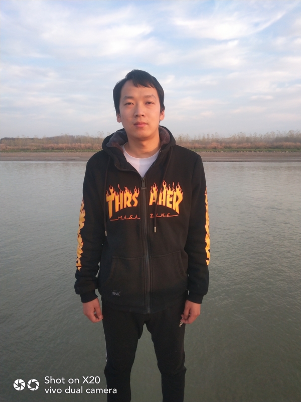 一往情深的第一张照片--成都相亲服务中心