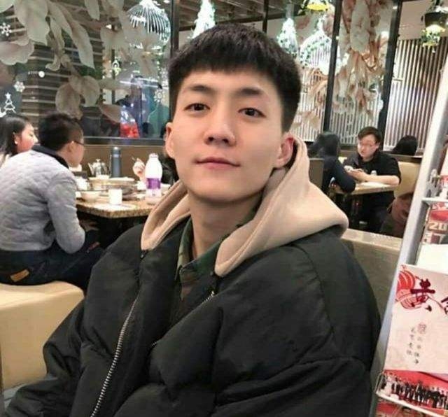 相爱的人的第一张照片--成都相亲服务中心