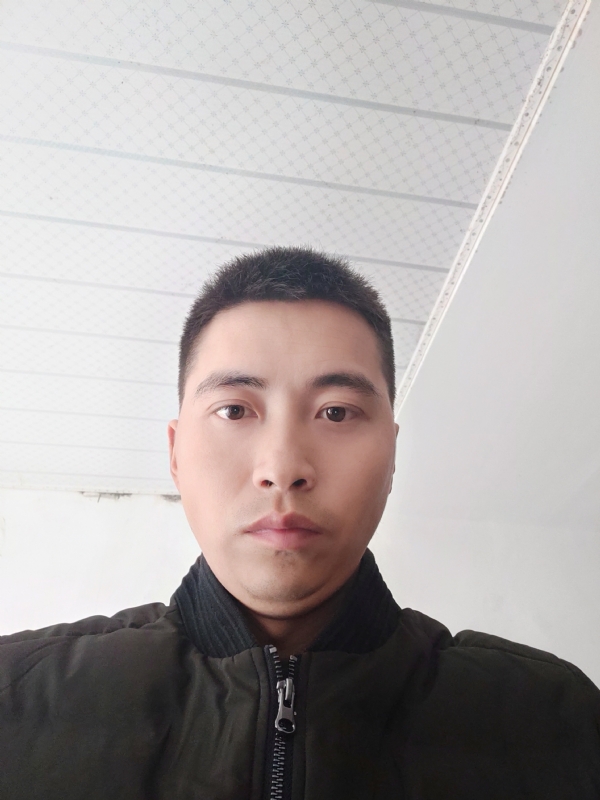 远望星空的第一张照片--成都相亲服务中心