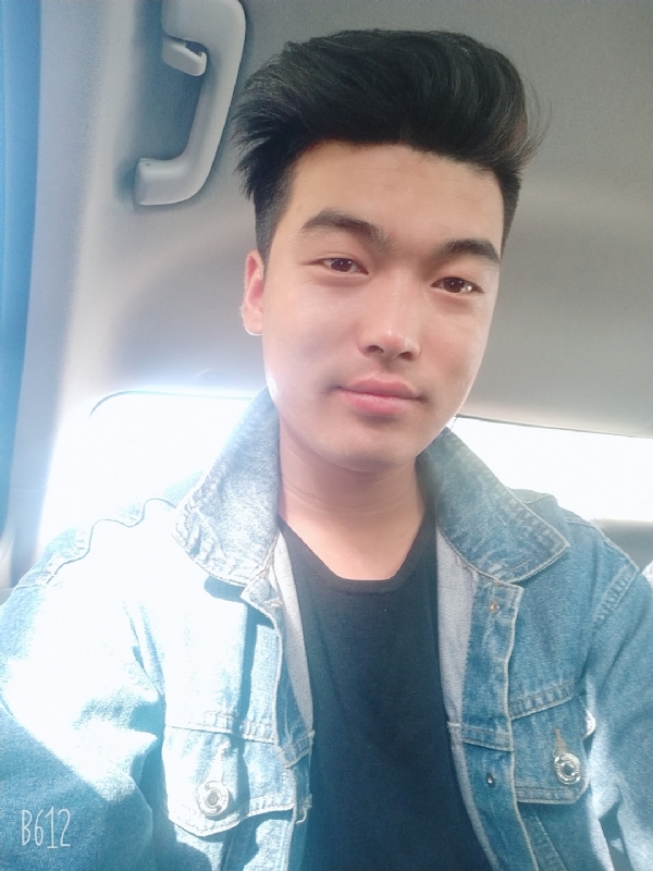 吉吉国王的第一张照片--成都相亲服务中心