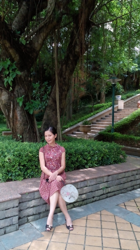 丹草雨田的第一张照片--成都相亲服务中心