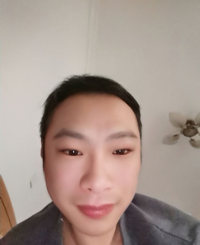 陈峰的第一张照片--成都相亲服务中心