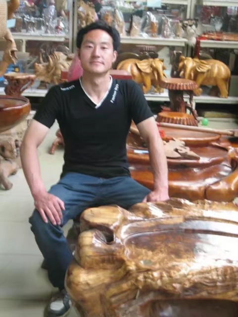 春暖花开的第一张照片--成都相亲服务中心