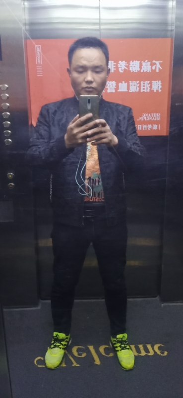 迷失自我的第一张照片--成都相亲服务中心