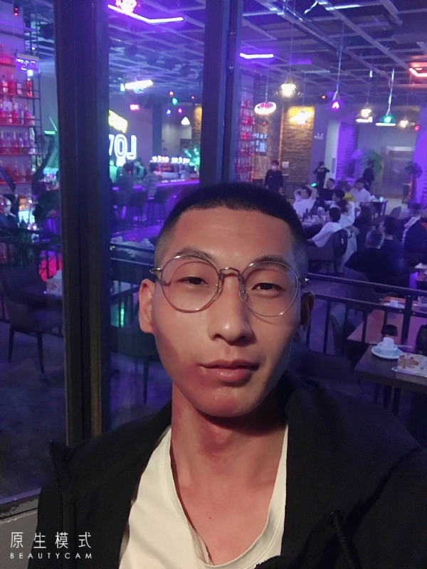 东北小伙的第一张照片--成都相亲服务中心