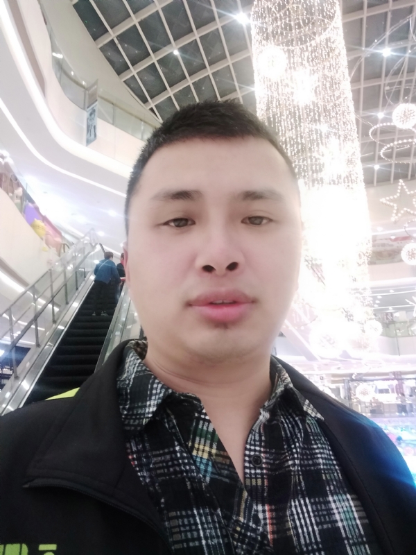 小胖的第一张照片--成都相亲服务中心
